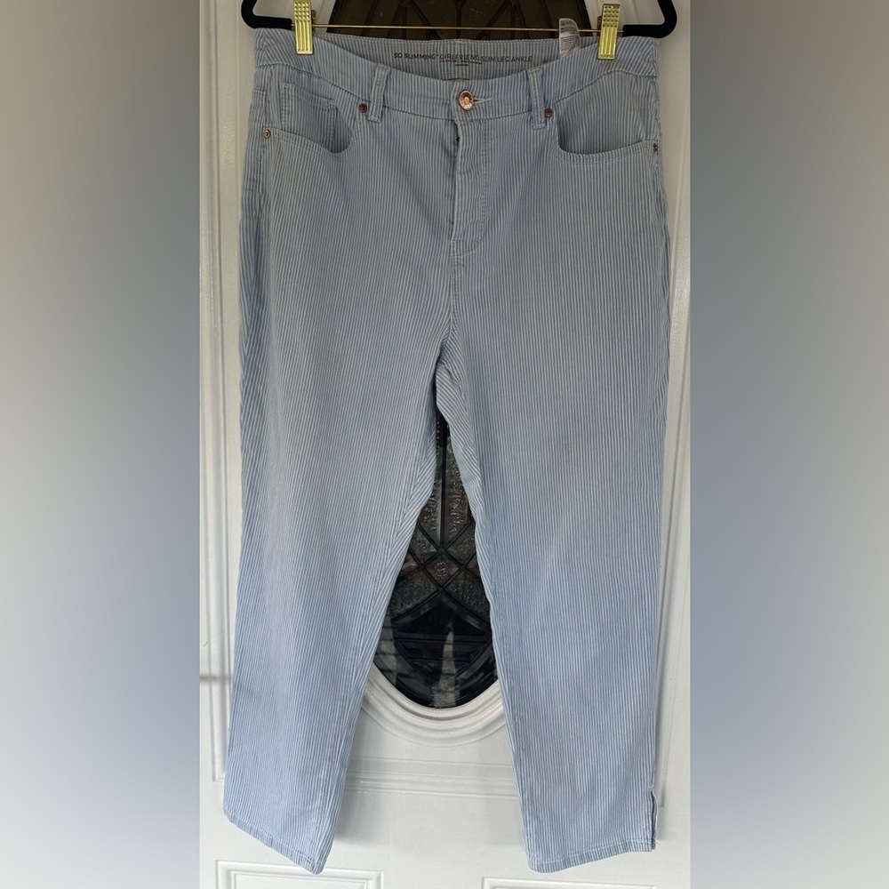 Chico's Blue Striped Ankle Jeans size 12 so slimming girlfriend slim leg ankle
